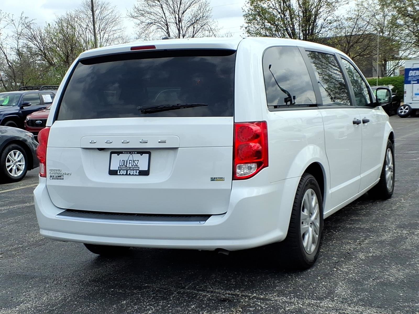 Used 2019 Dodge Grand Caravan SE w/ UConnect Hands-Free Group image 26