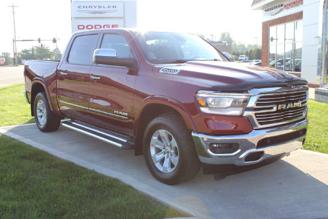 Used 2019 RAM 1500 Laramie AWD/4WD image 3