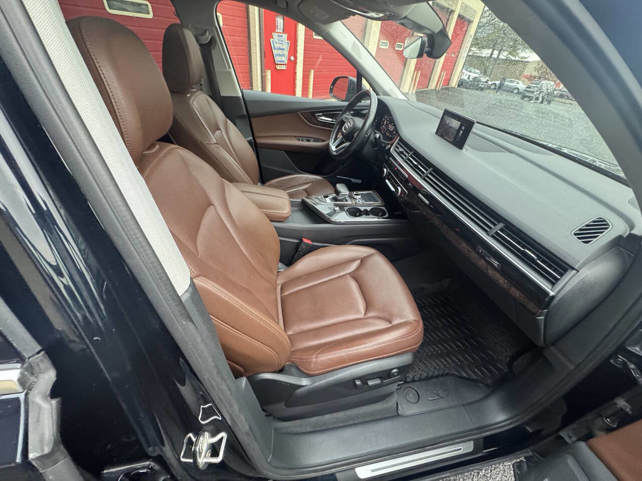 Used 2018 Audi Q7 3.0T Prestige w/ Prestige Package AWD/4WD image 31