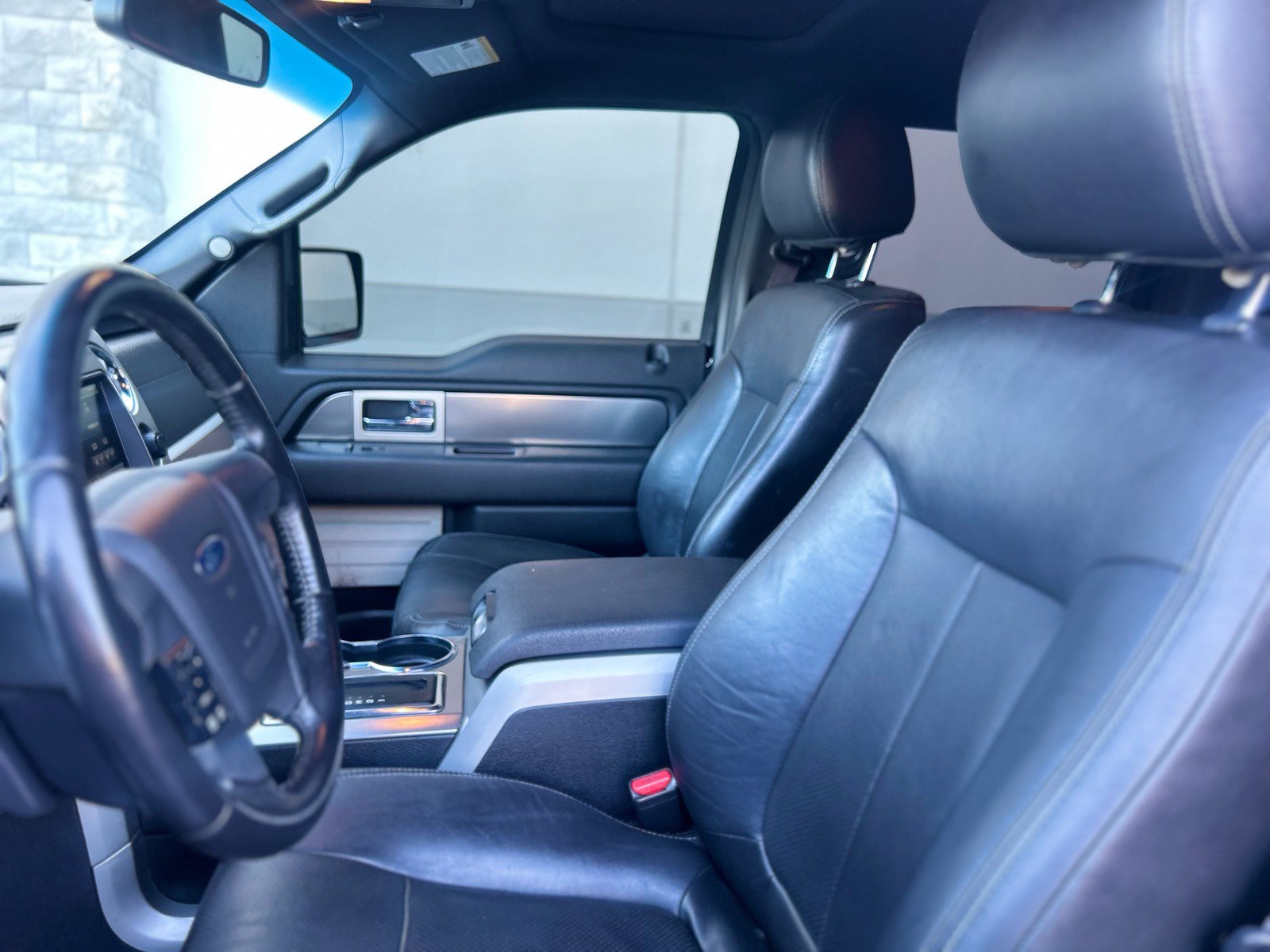 Used 2014 Ford F150 FX4 w/ Equipment Group 402A Luxury AWD/4WD image 25