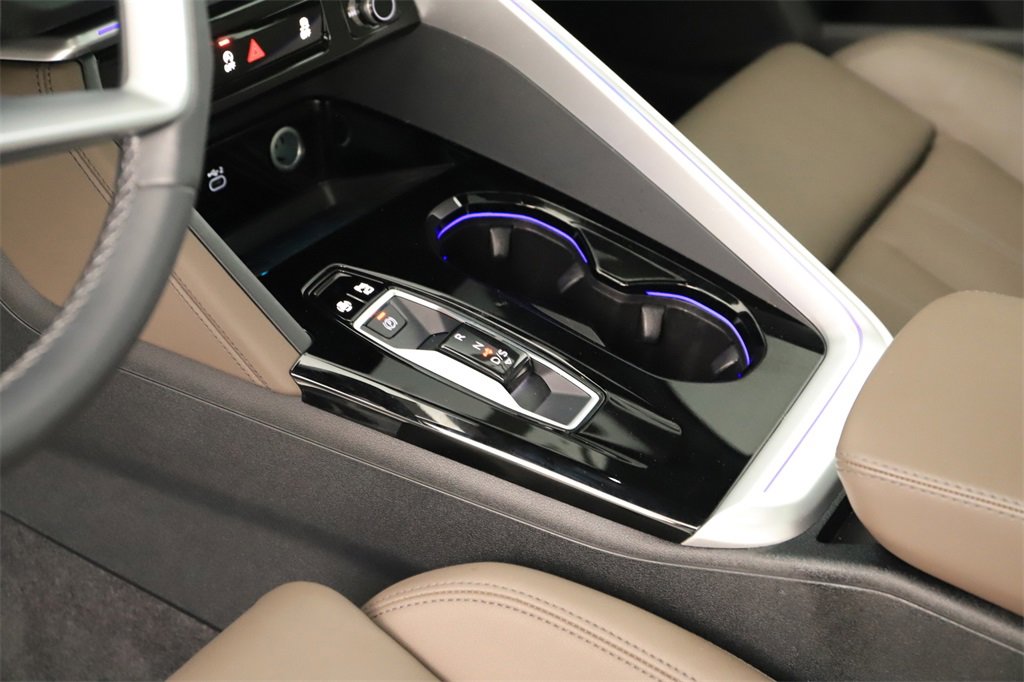 Certified 2025 Audi Q5 Prestige image 17