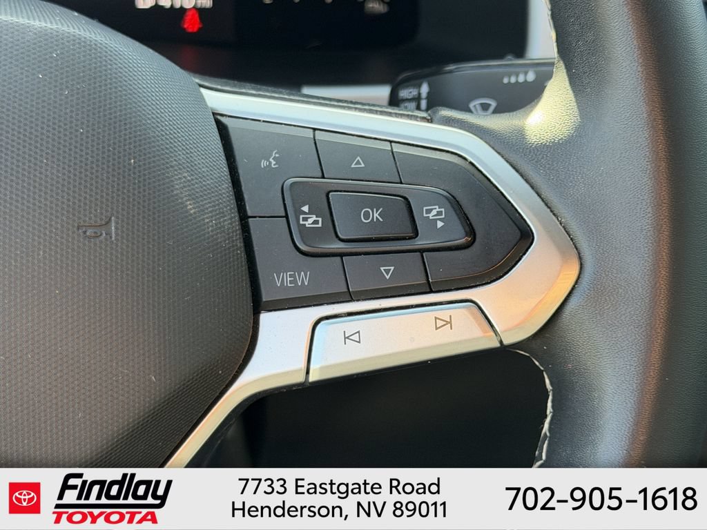 Used 2023 Volkswagen Atlas Cross Sport SE FWD image 25