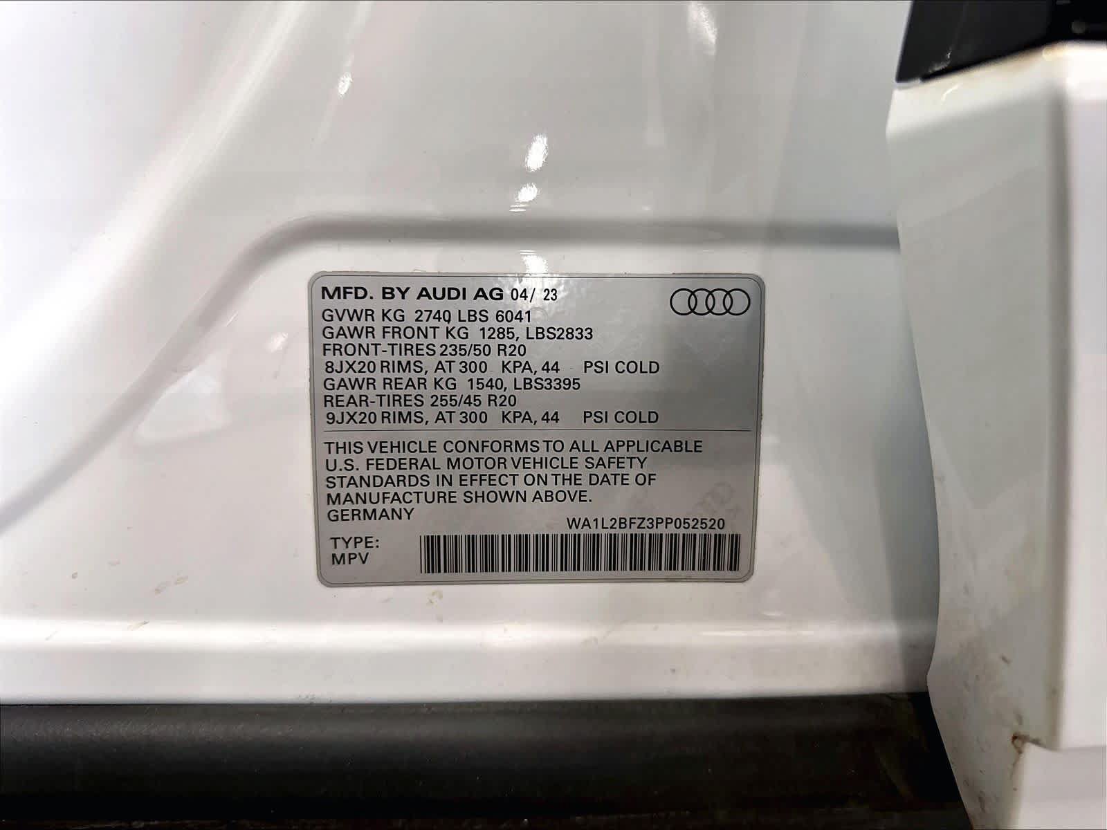 Used 2023 Audi Q4 e-tron Premium Plus AWD/4WD image 35