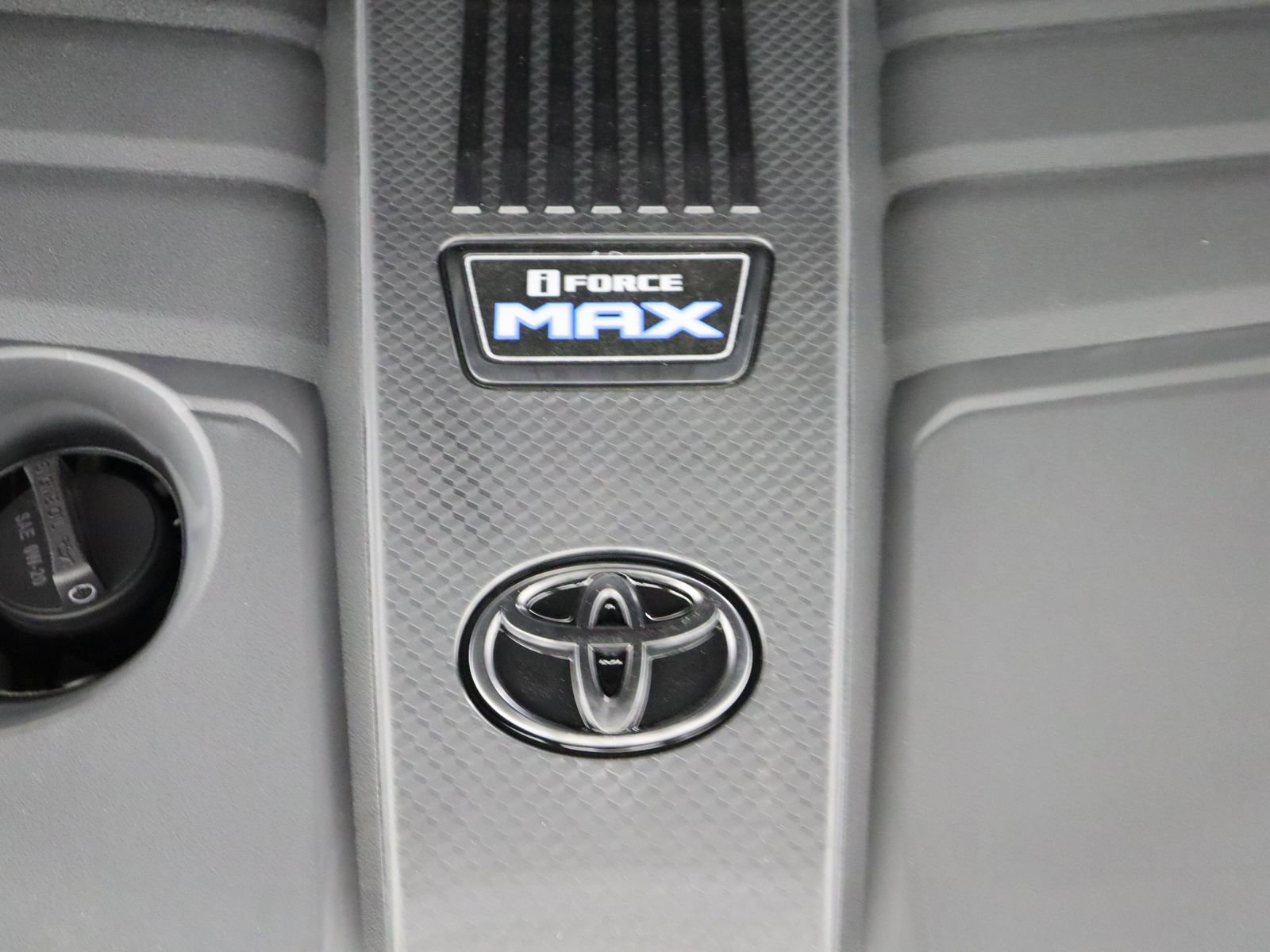 Used 2025 Toyota Tundra Limited image 40