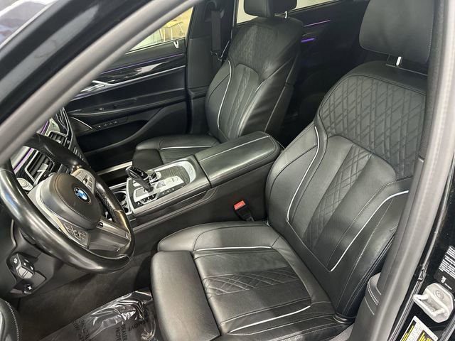 Used 2022 BMW 750i xDrive w/ Executive Package AWD/4WD image 13