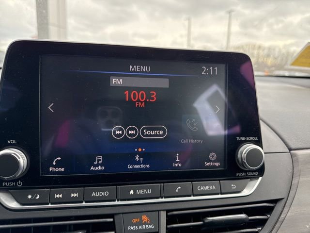 Used 2024 Nissan Altima 2.5 SV image 16