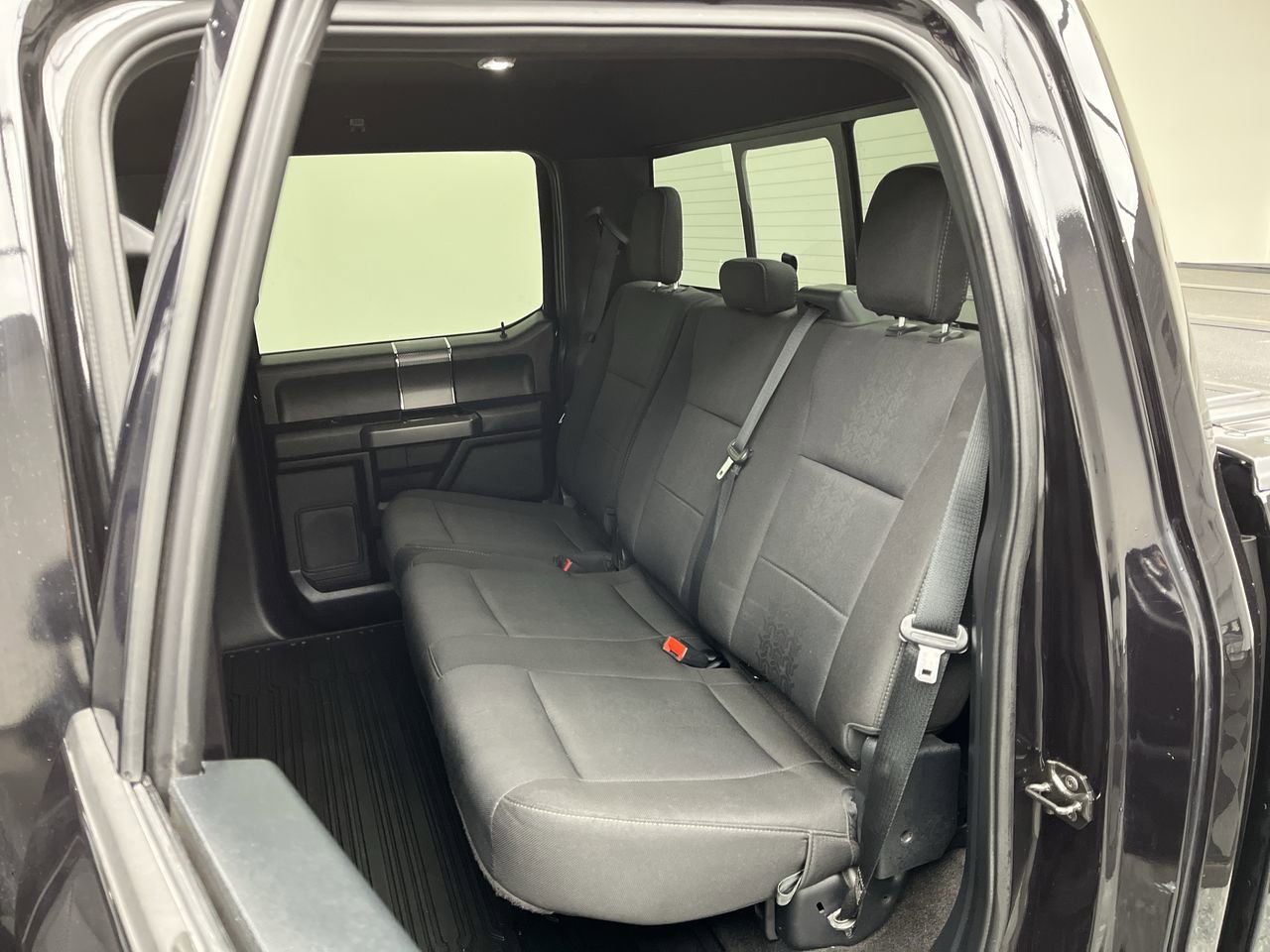 Used 2020 Ford F150 XLT w/ Equipment Group 302A Luxury AWD/4WD image 13