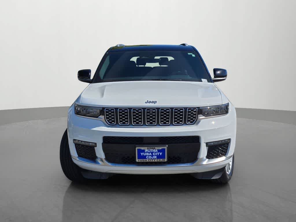 Used 2023 Jeep Grand Cherokee L Summit RWD image 2