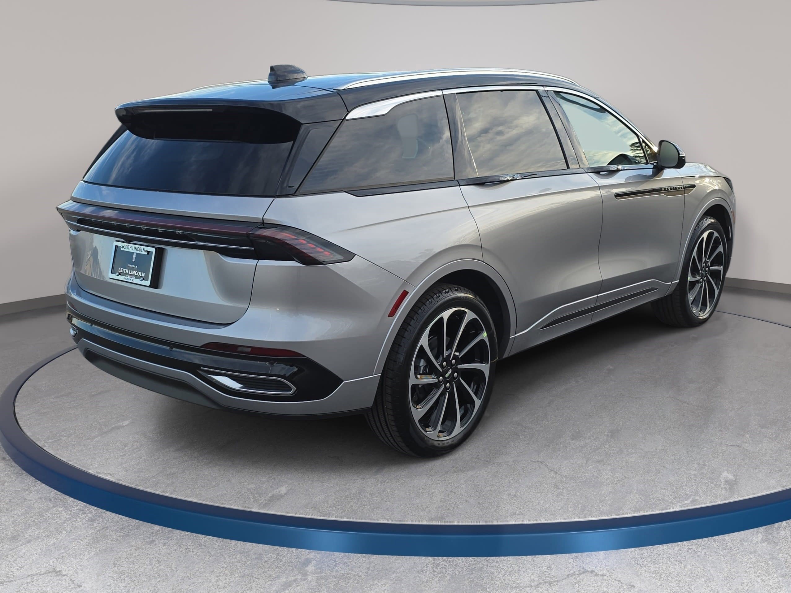 New 2026 Lincoln Nautilus Black Label AWD/4WD image 5