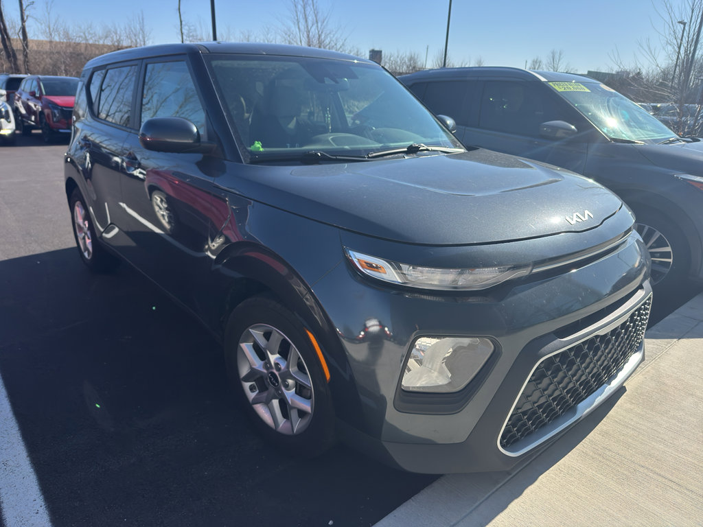 Used 2022 Kia Soul S image 4