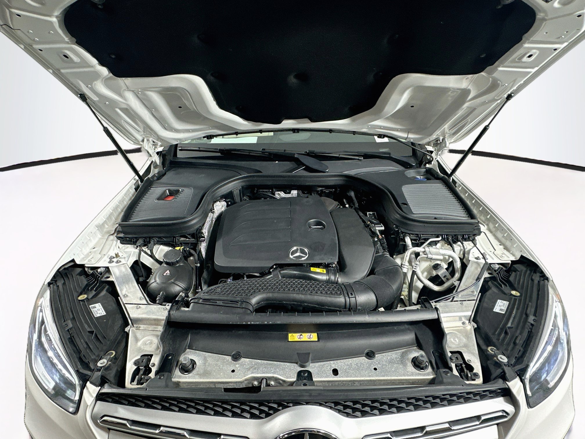 Used 2021 Mercedes-Benz GLC 300 4MATIC w/ Premium Package image 33