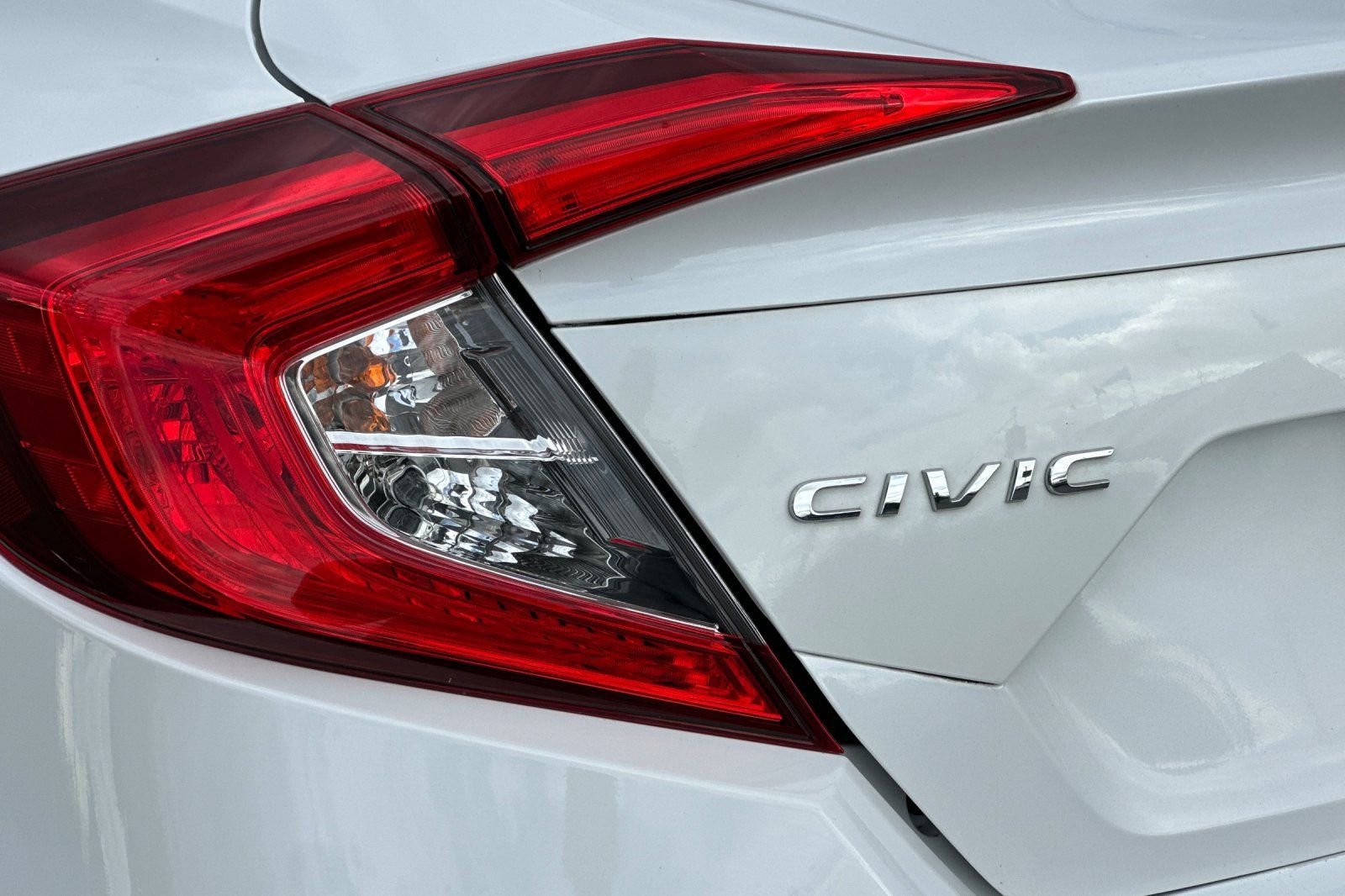 Used 2020 Honda Civic LX image 25