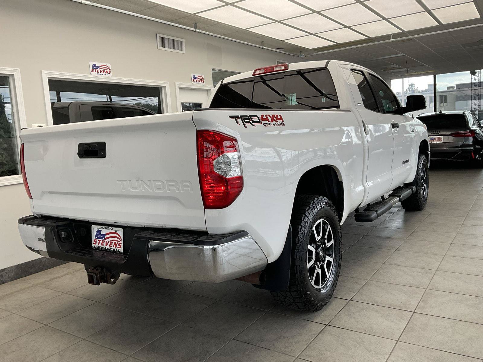 Used 2017 Toyota Tundra SR5 w/ TRD Off Road Package AWD/4WD image 5