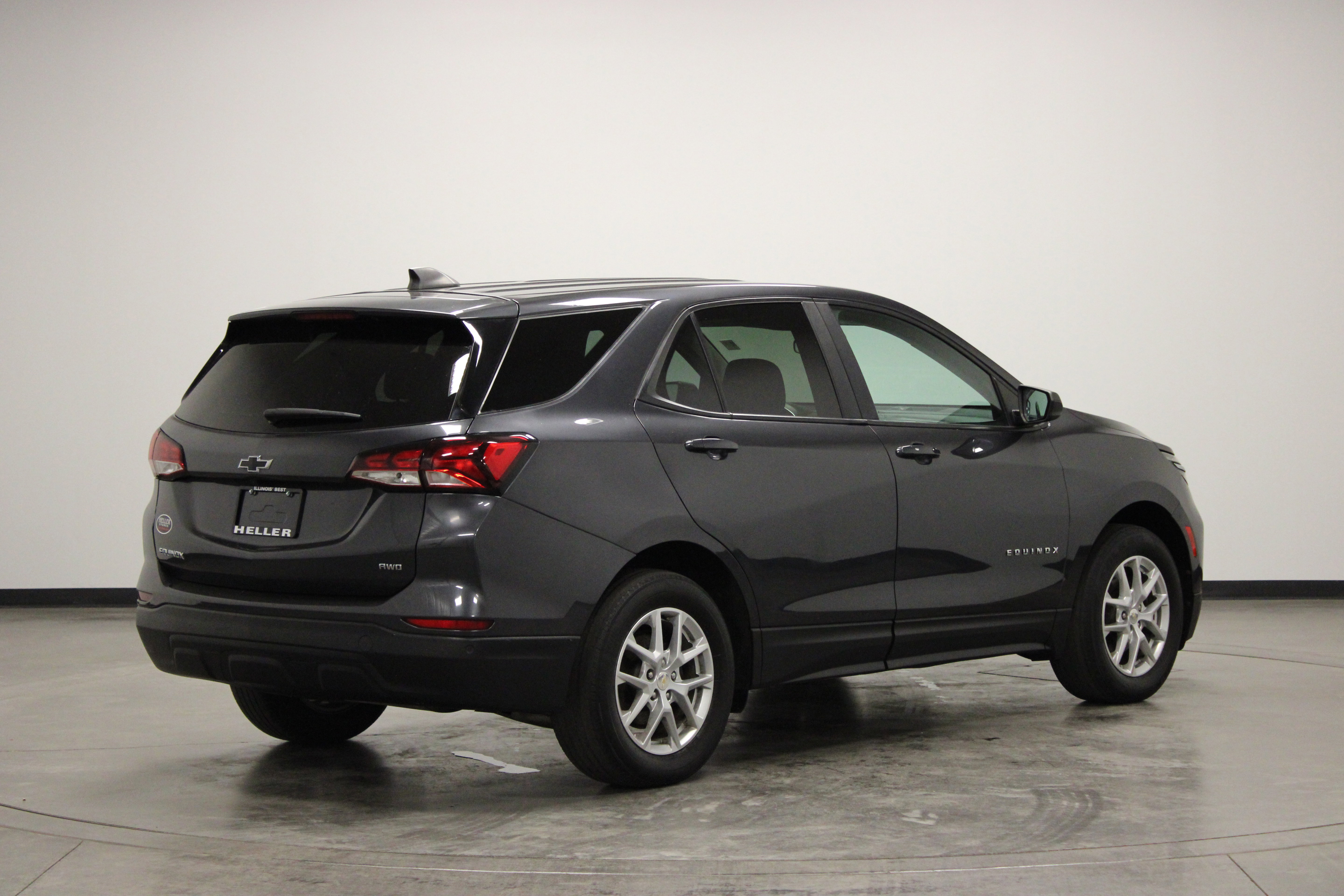 Used 2022 Chevrolet Equinox LS w/ LS Convenience Package AWD/4WD image 8