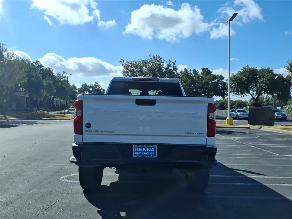 Used 2024 Chevrolet Silverado 2500 Custom w/ Custom Value Package AWD/4WD image 7