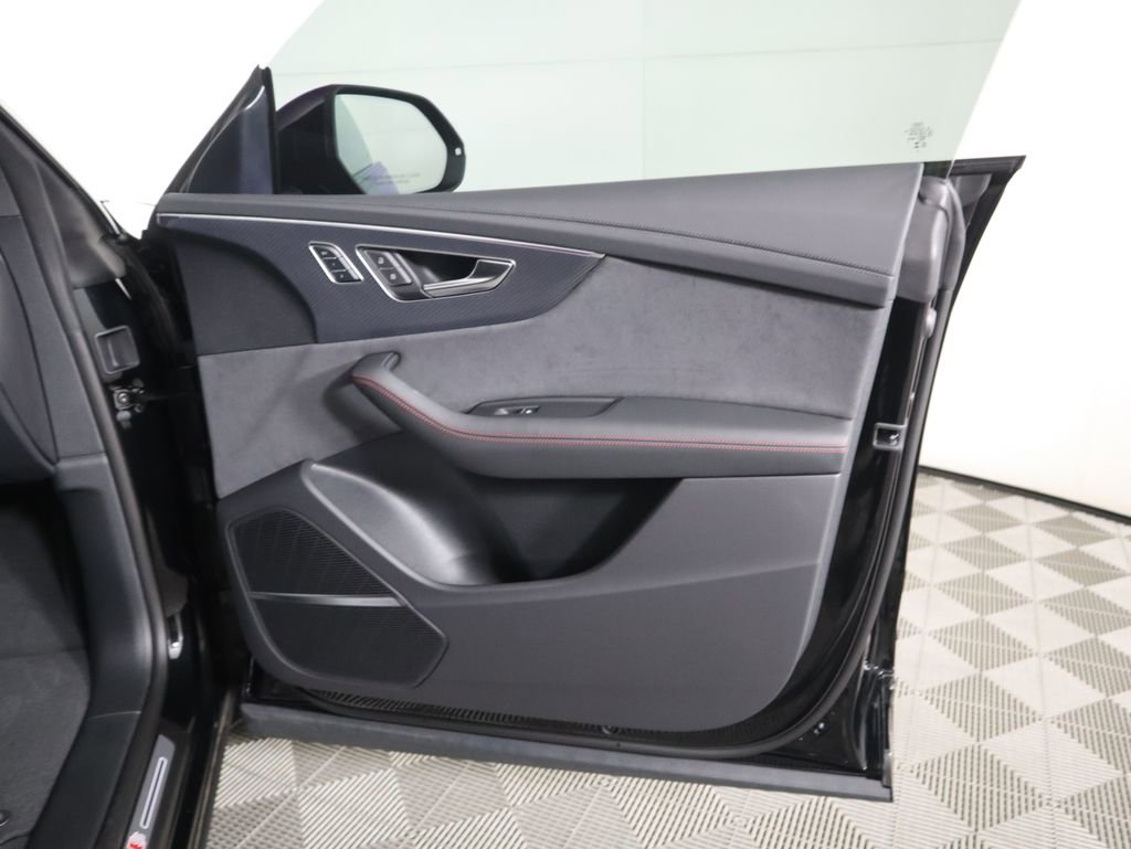 New 2026 Audi SQ8 Prestige image 27