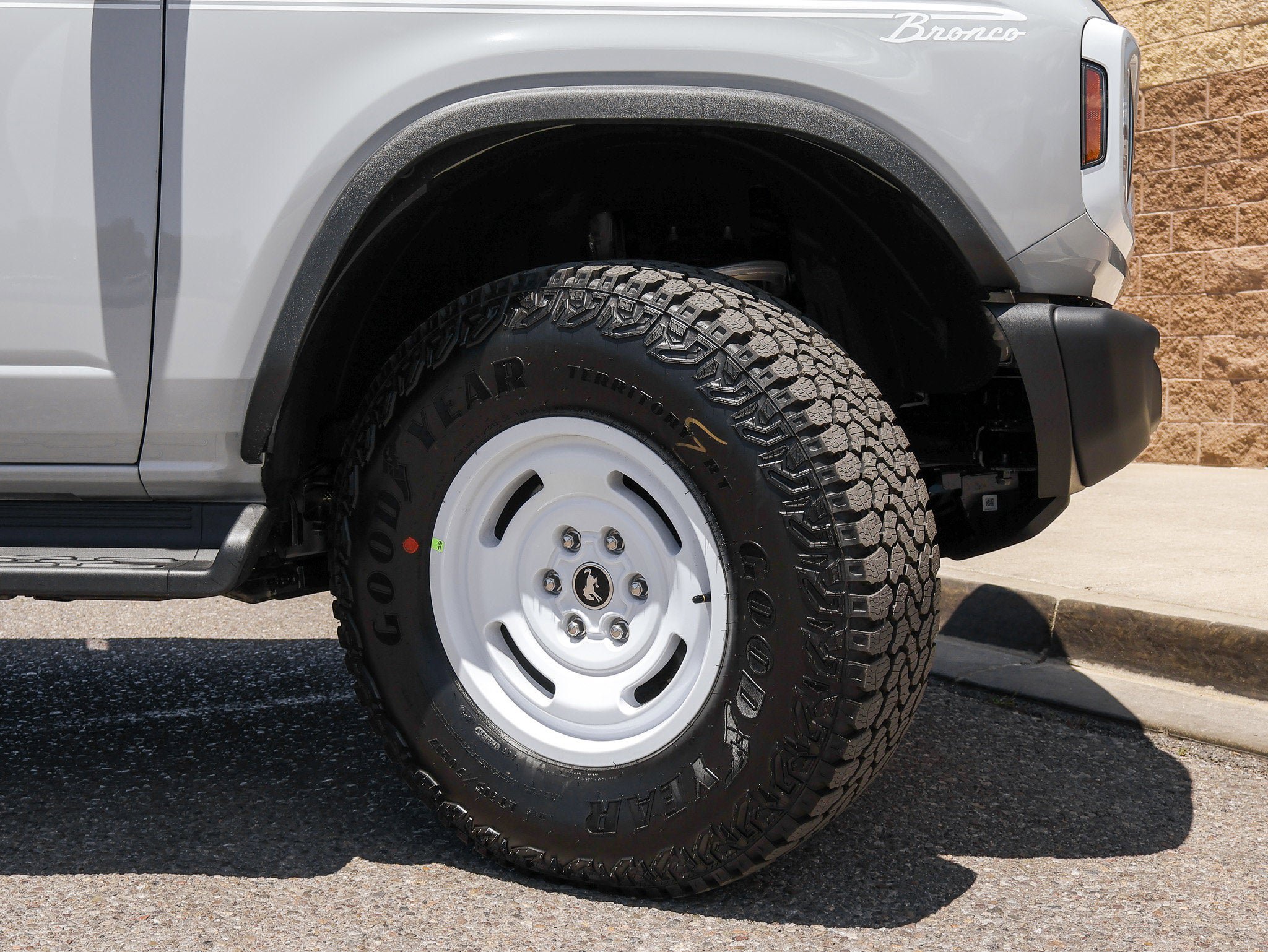 New 2026 Ford Bronco Heritage Edition AWD/4WD image 13
