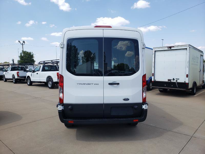 Used 2015 Ford Transit 250 148 Medium Roof RWD image 8