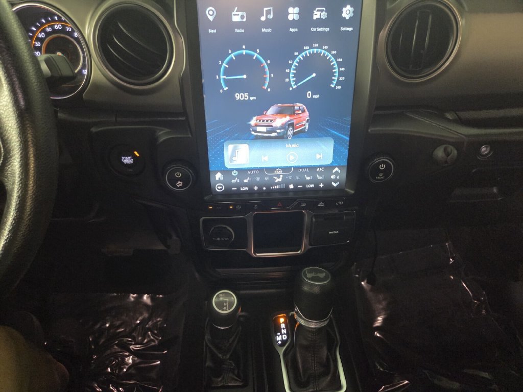 Used 2022 Jeep Wrangler Sport AWD/4WD image 16