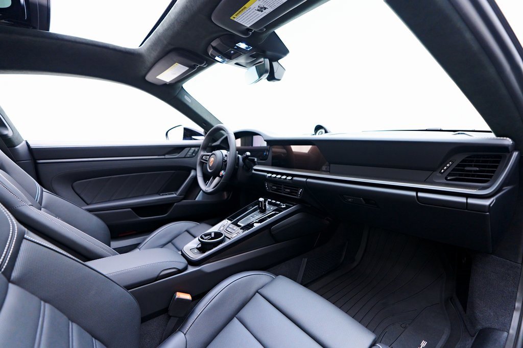 Used 2026 Porsche 911 Carrera GTS image 48