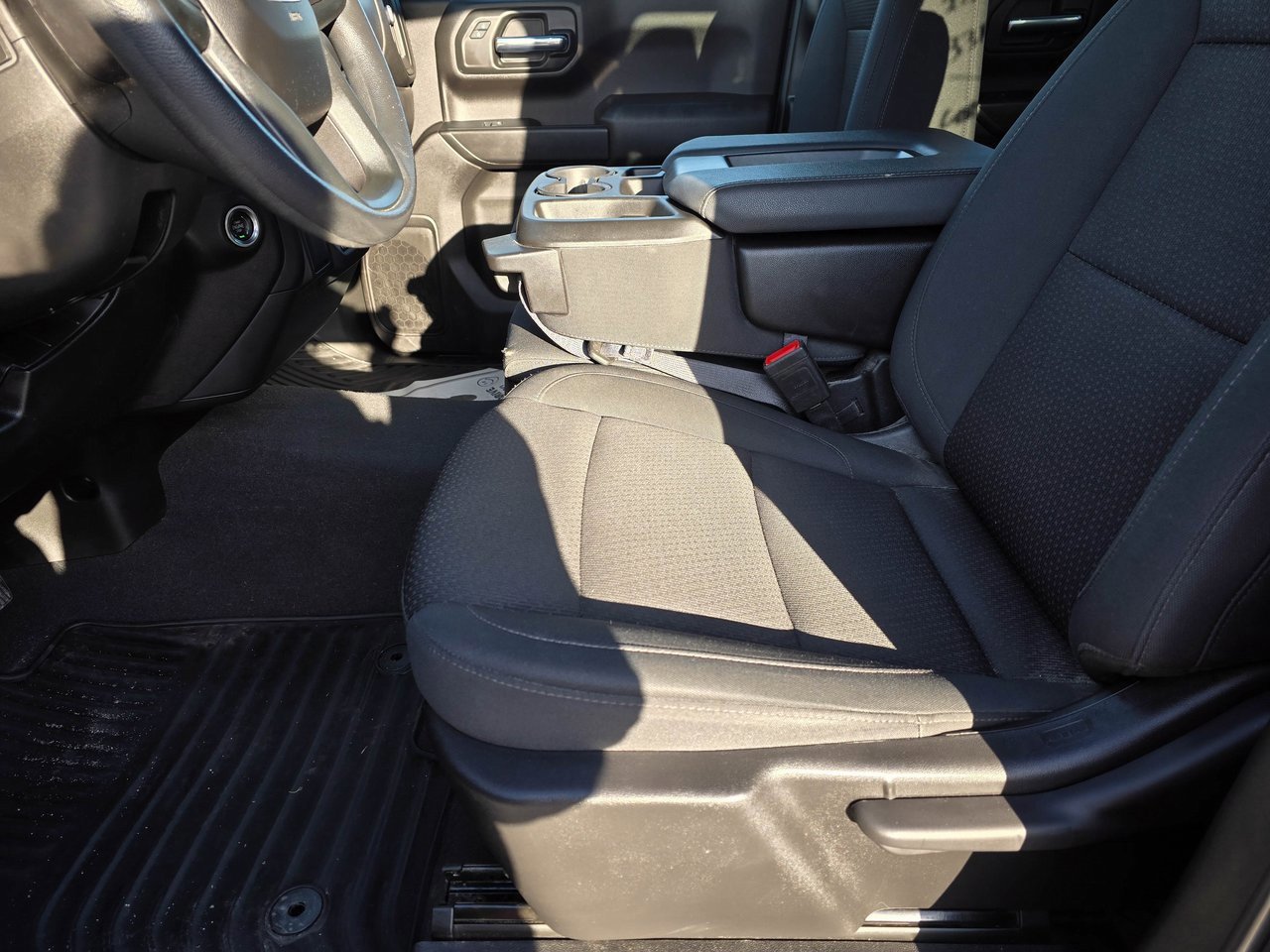 Used 2024 GMC Sierra 1500 Pro w/ Graphite Edition image 11