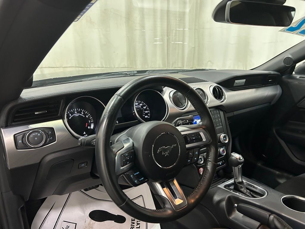 Used 2022 Ford Mustang GT image 14