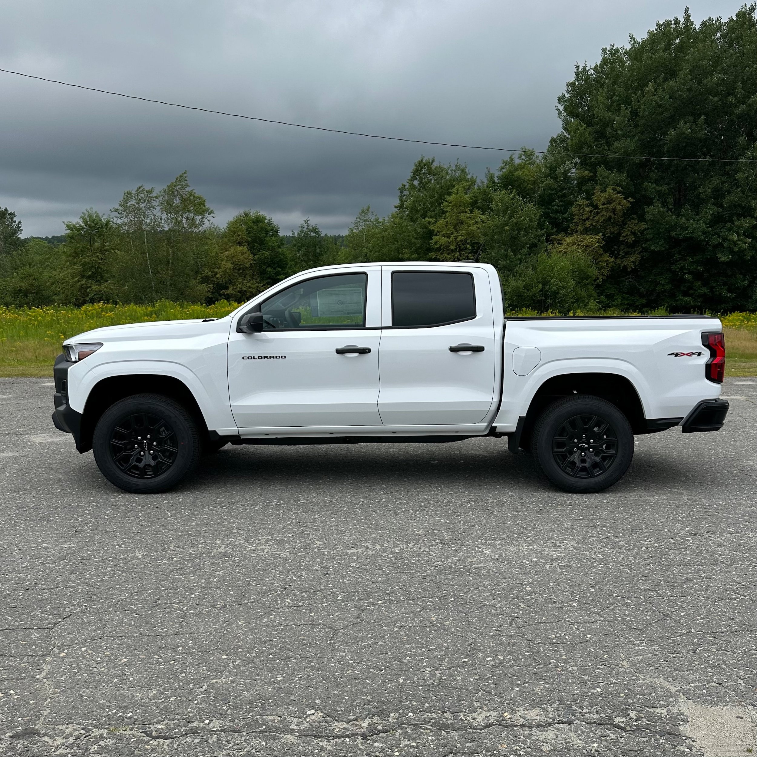 New 2026 Chevrolet Colorado W/T w/ WT Custom Package AWD/4WD image 6