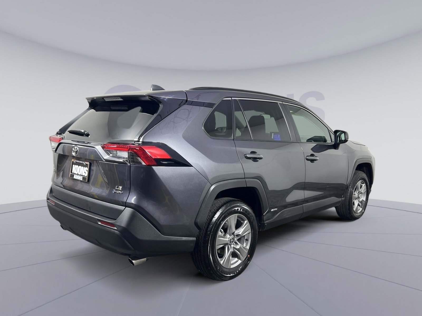Used 2025 Toyota RAV4 LE image 7