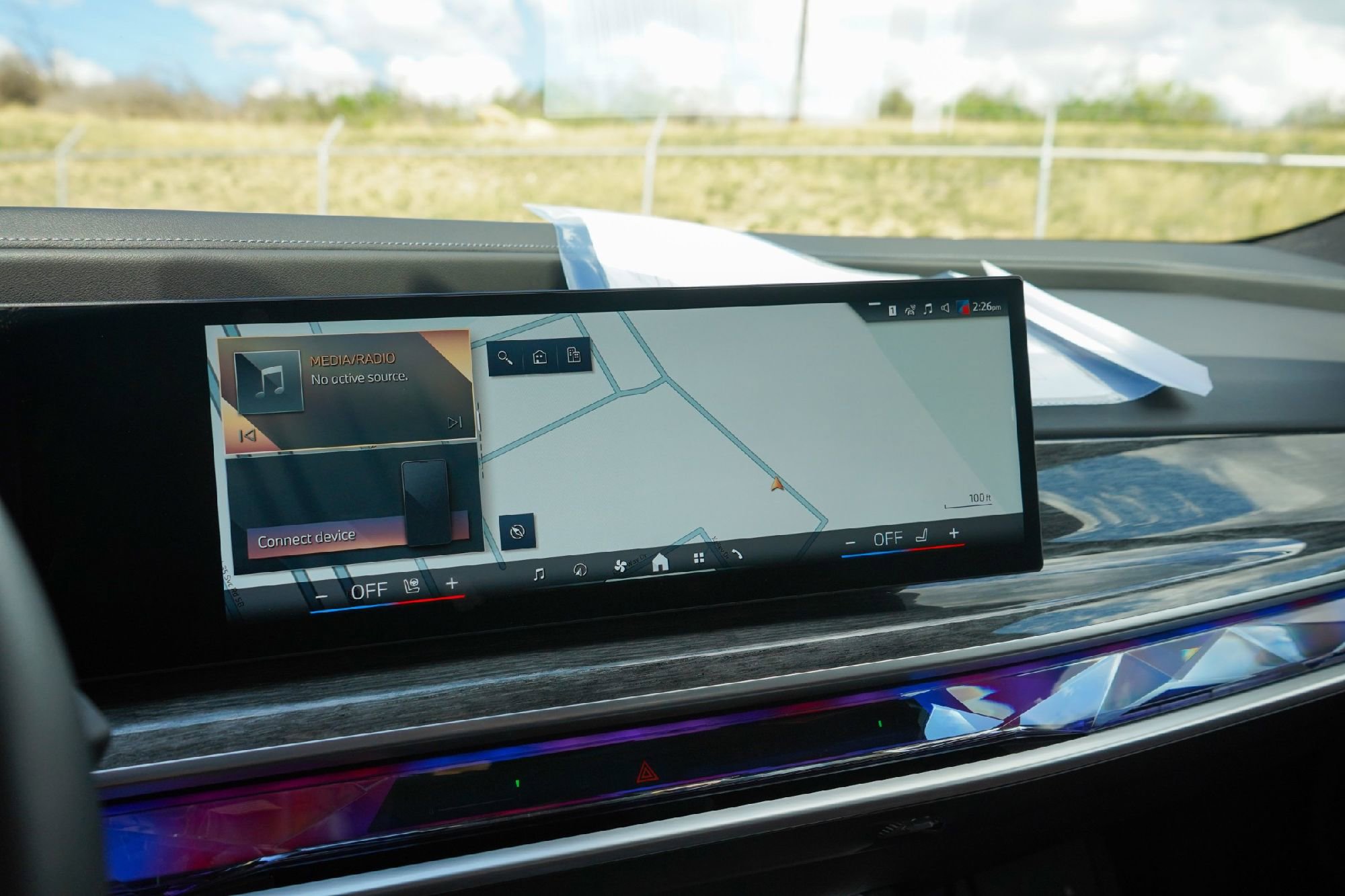 Used 2024 BMW 750e xDrive w/ Executive Package image 16