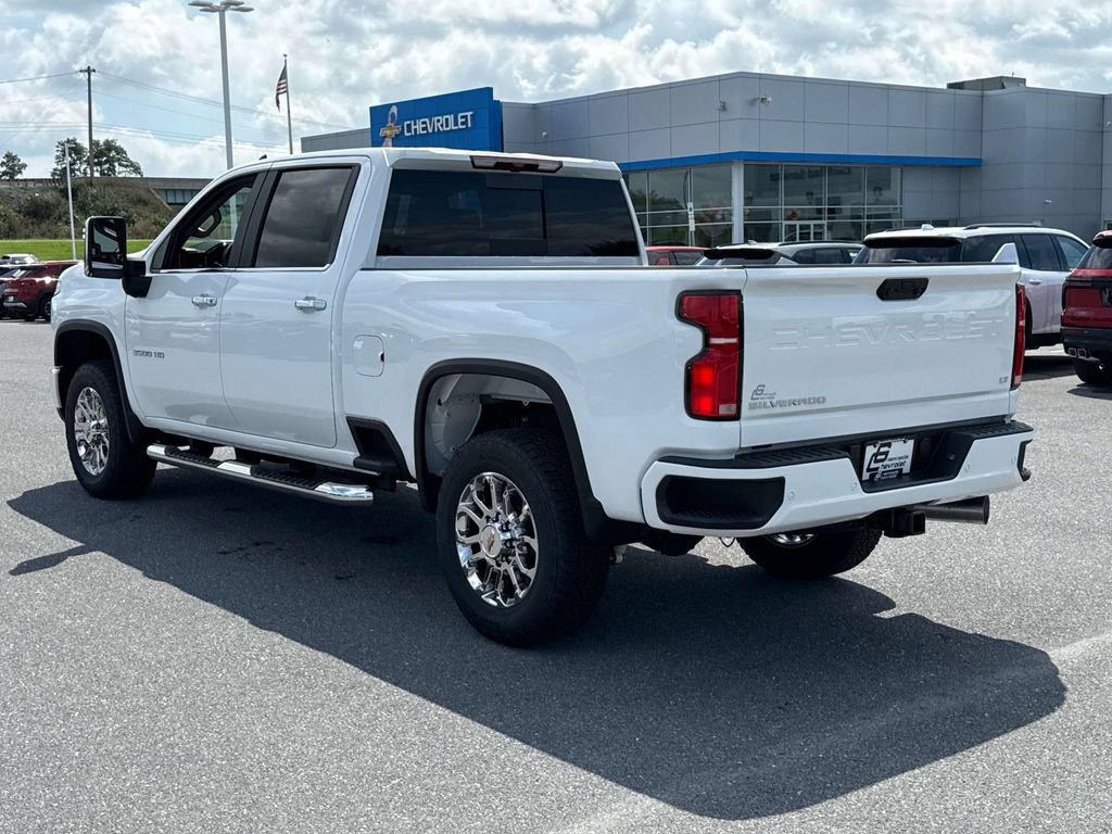 New 2026 Chevrolet Silverado 3500 LT w/ Z71 Chrome Sport Edition AWD/4WD image 14