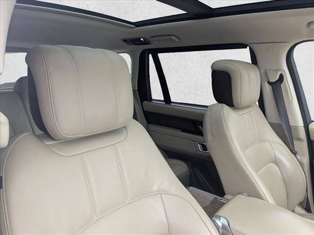 Used 2019 Land Rover Range Rover Long Wheelbase Supercharged AWD/4WD image 19