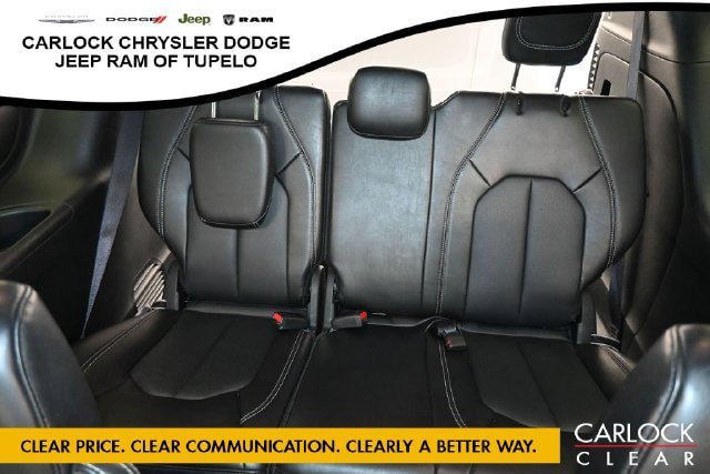 Used 2025 Chrysler Pacifica Select FWD image 28
