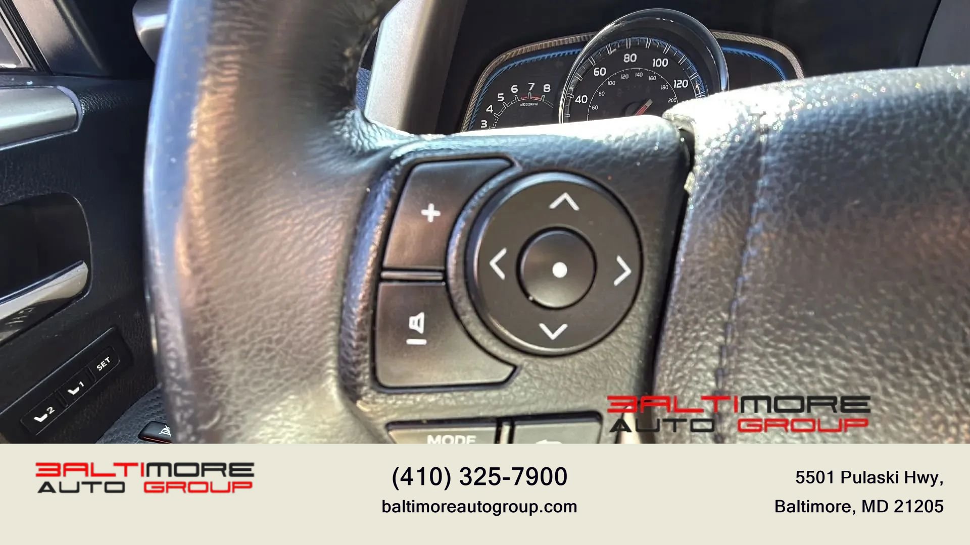 Used 2013 Toyota RAV4 Limited AWD/4WD image 32