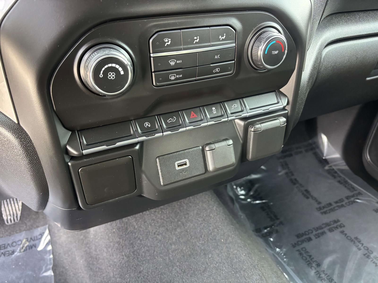 Used 2020 Chevrolet Silverado 1500 Custom w/ Custom Value Package image 23