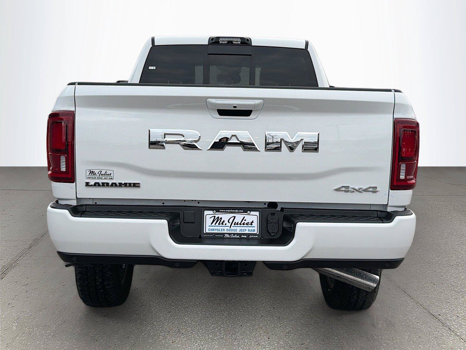 New 2026 RAM 2500 Laramie w/ Sport Appearance Package AWD/4WD image 5