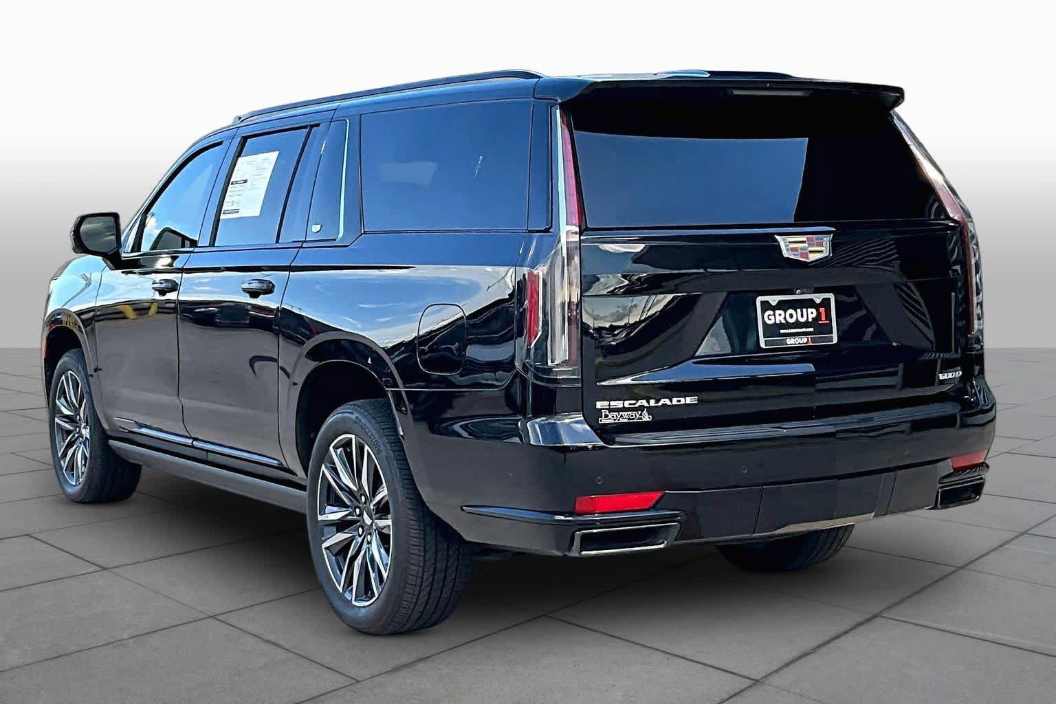 Used 2023 Cadillac Escalade ESV Sport Platinum AWD/4WD image 12