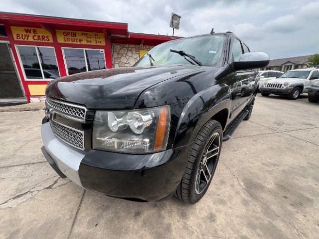 Used 2008 Chevrolet Avalanche LT w/ LT Preferred Equipment Group RWD image 1