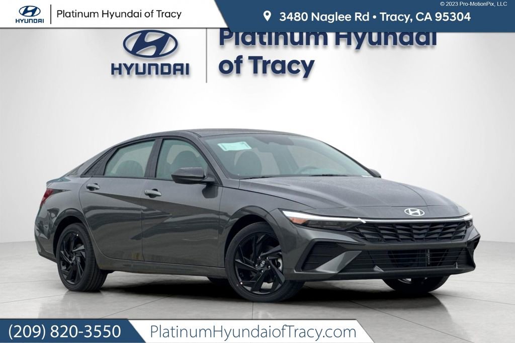 New 2026 Hyundai Elantra Sport FWD image 1