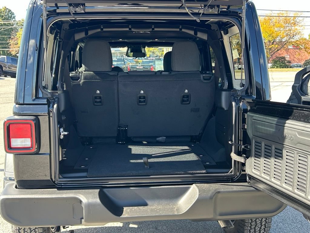 New 2026 Jeep Wrangler Unlimited Sport AWD/4WD image 8
