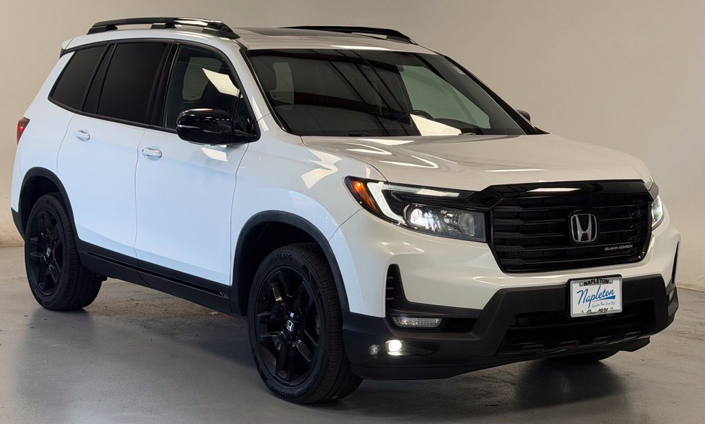 Used 2024 Honda Passport Black Edition image 6