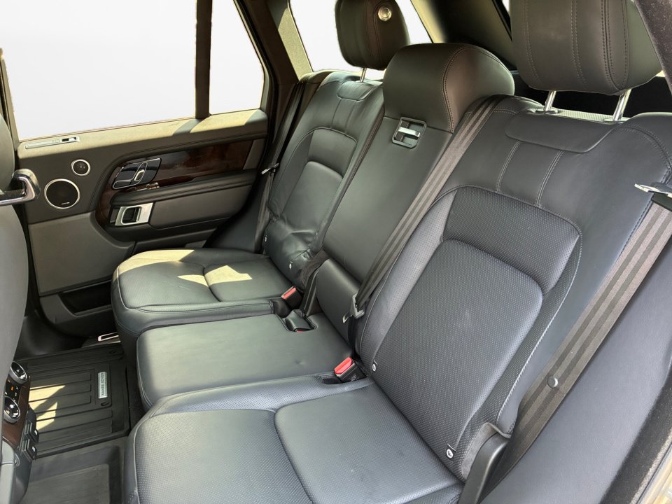 Used 2019 Land Rover Range Rover Supercharged AWD/4WD image 12