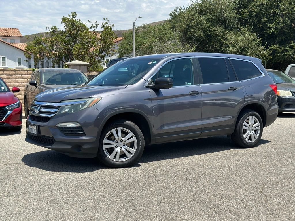 Used 2018 Honda Pilot LX image 1