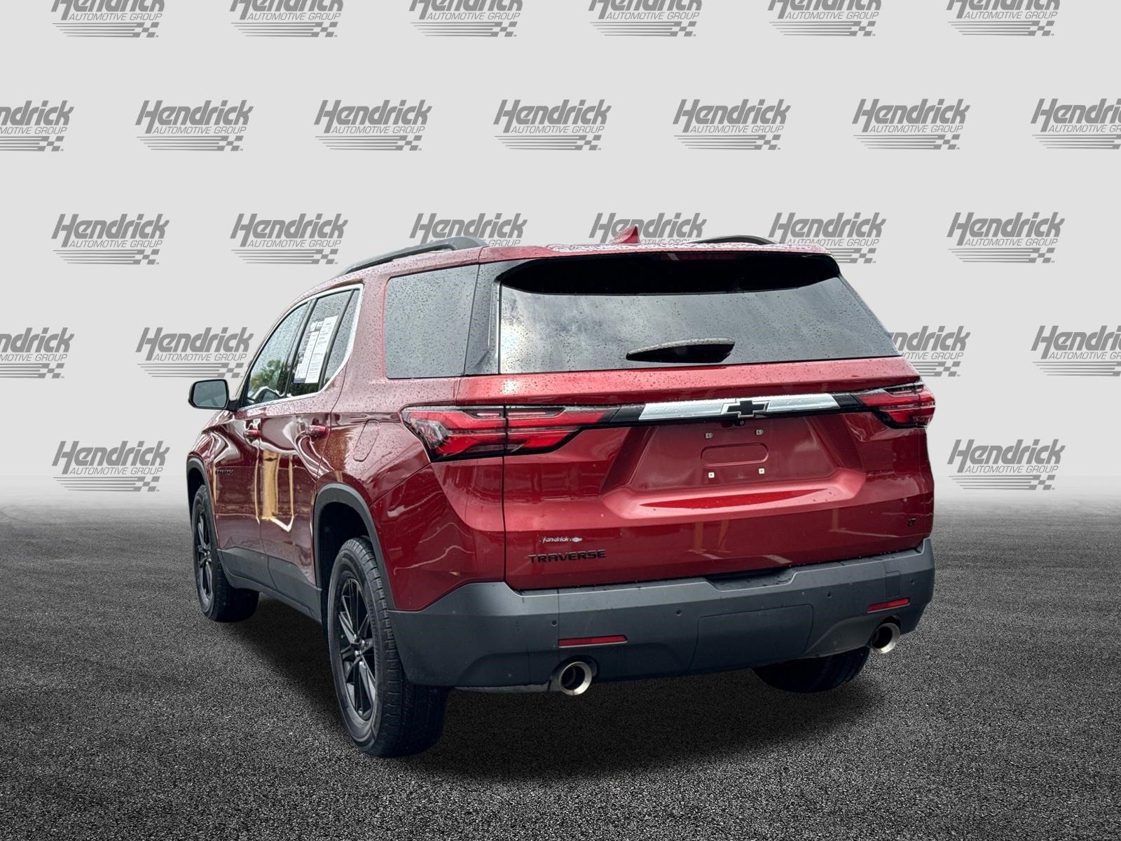 Used 2022 Chevrolet Traverse LT FWD image 8
