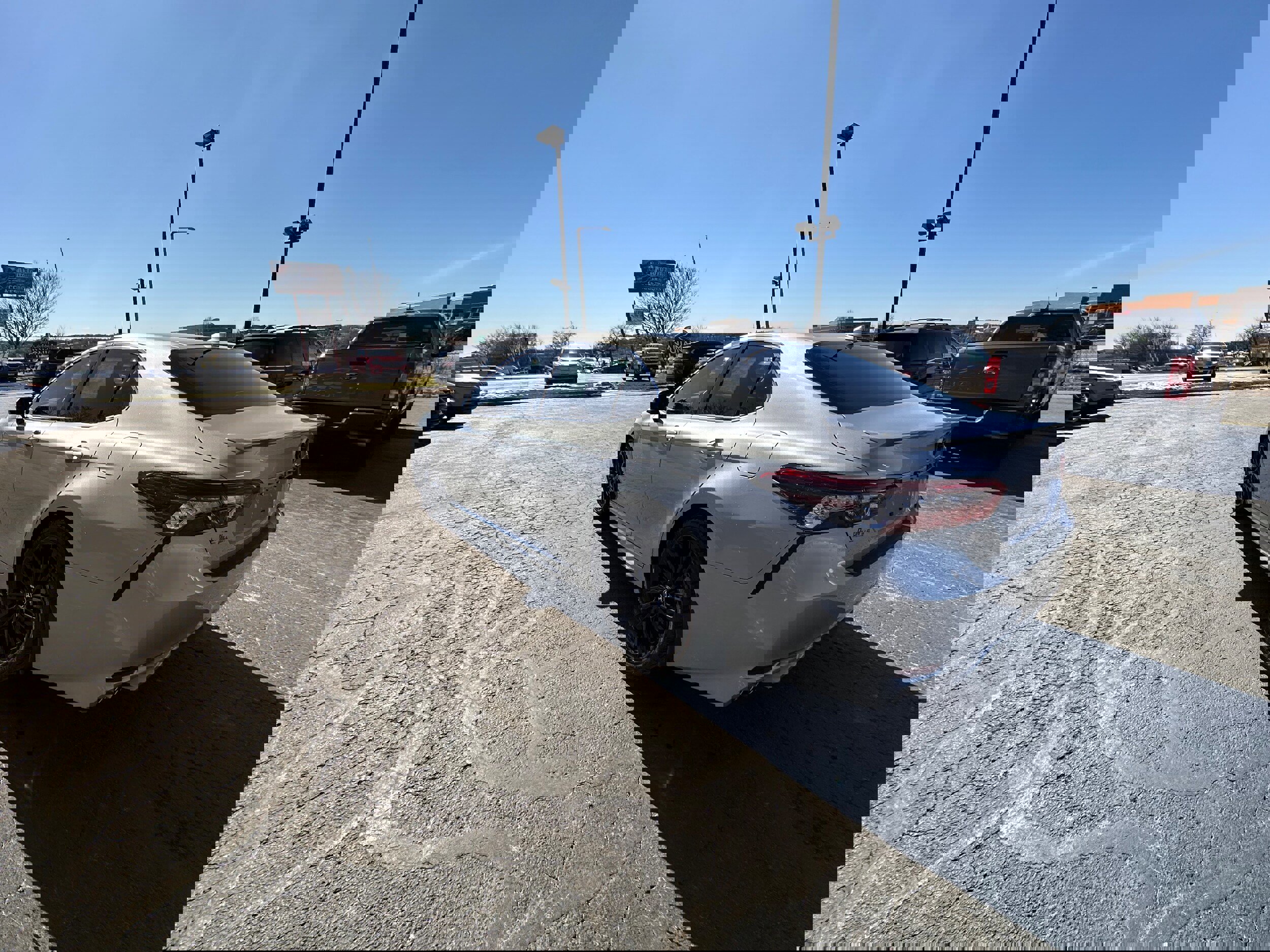 Used 2022 Toyota Camry XSE image 5