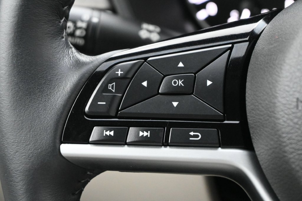 Used 2024 Nissan Altima 2.5 SL FWD image 6