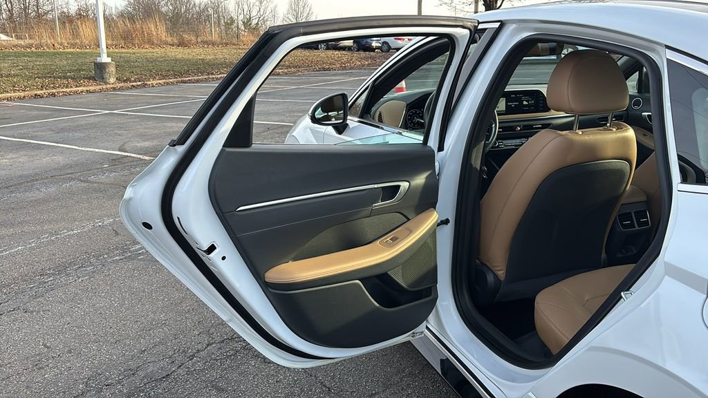 Used 2021 Hyundai Sonata Limited image 28