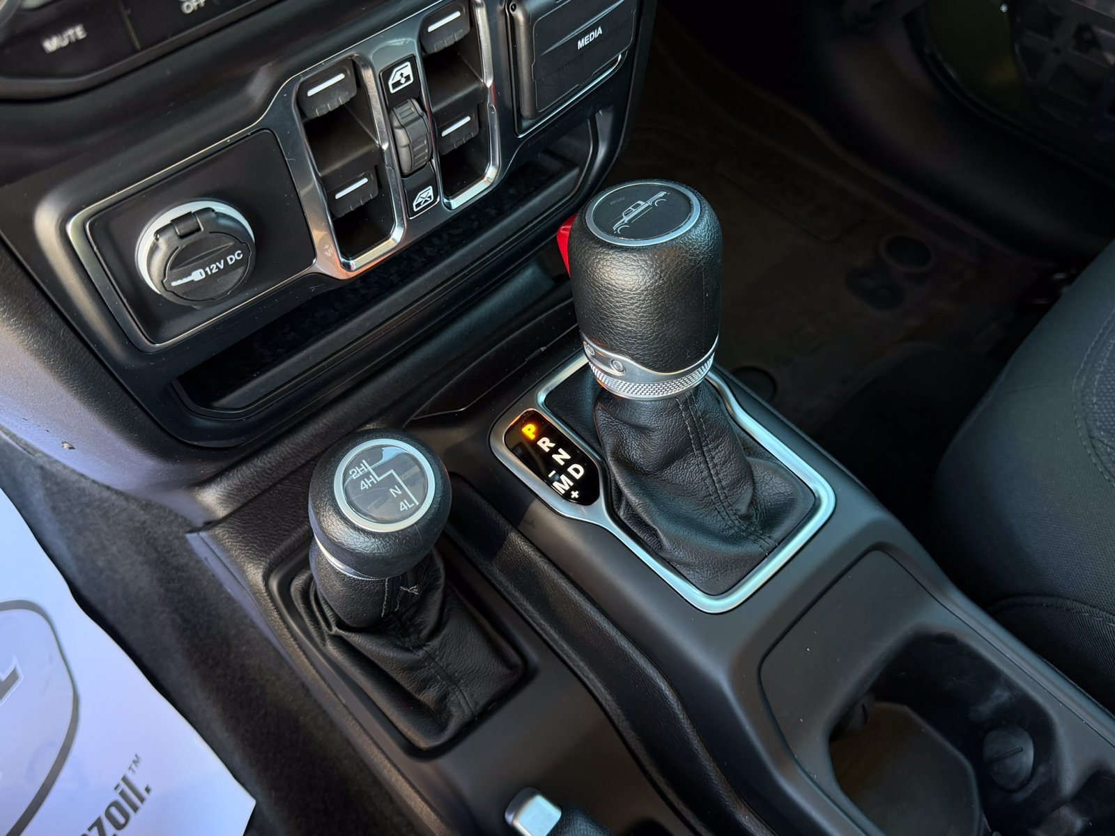 Used 2023 Jeep Gladiator Sport AWD/4WD image 24