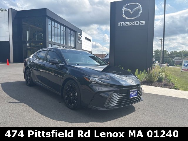 Used 2025 Toyota Camry XLE w/ Premium Package