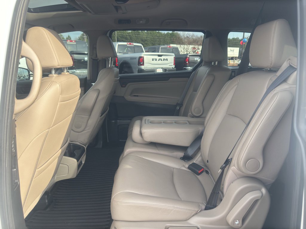 Used 2022 Honda Odyssey Touring image 16