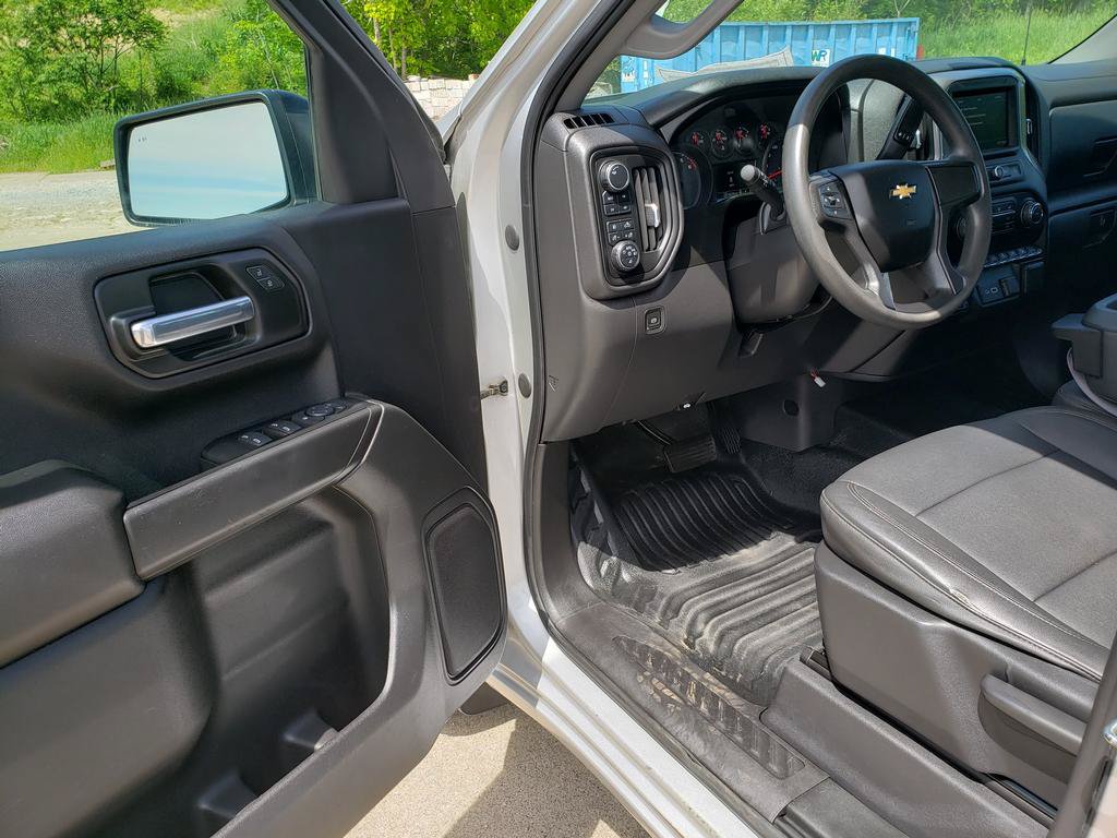 Used 2021 Chevrolet Silverado 1500 W/T w/ WT Safety Package AWD/4WD image 11